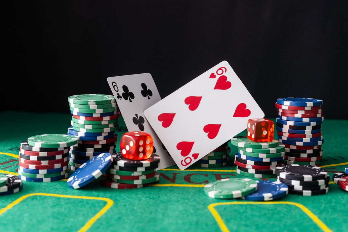 Cash Frenzy کیسینو میں پوکر گیمز